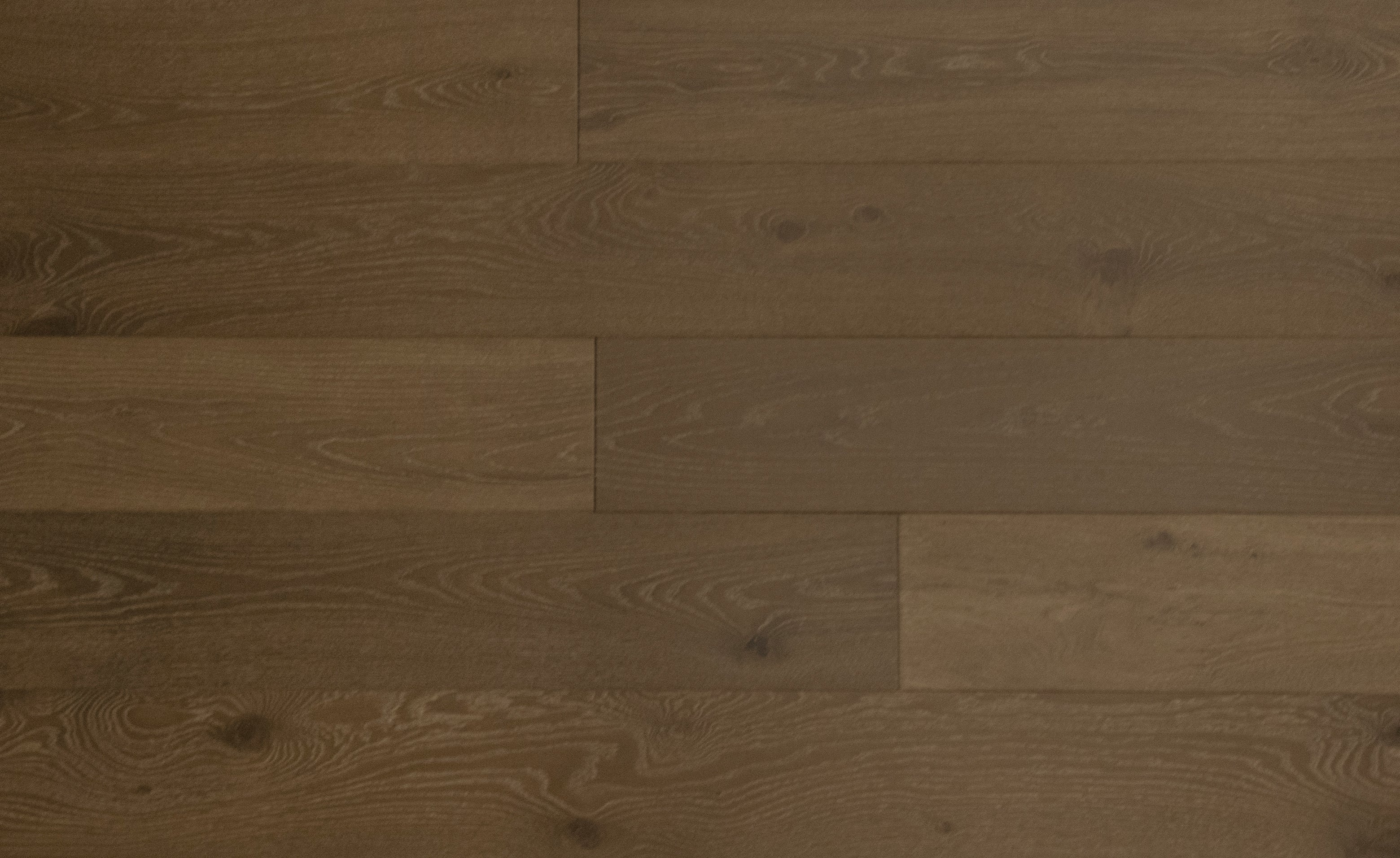 Grandeur Metropolitan Euro Oak Levee 7 1/2" x 3/4" (18mm)