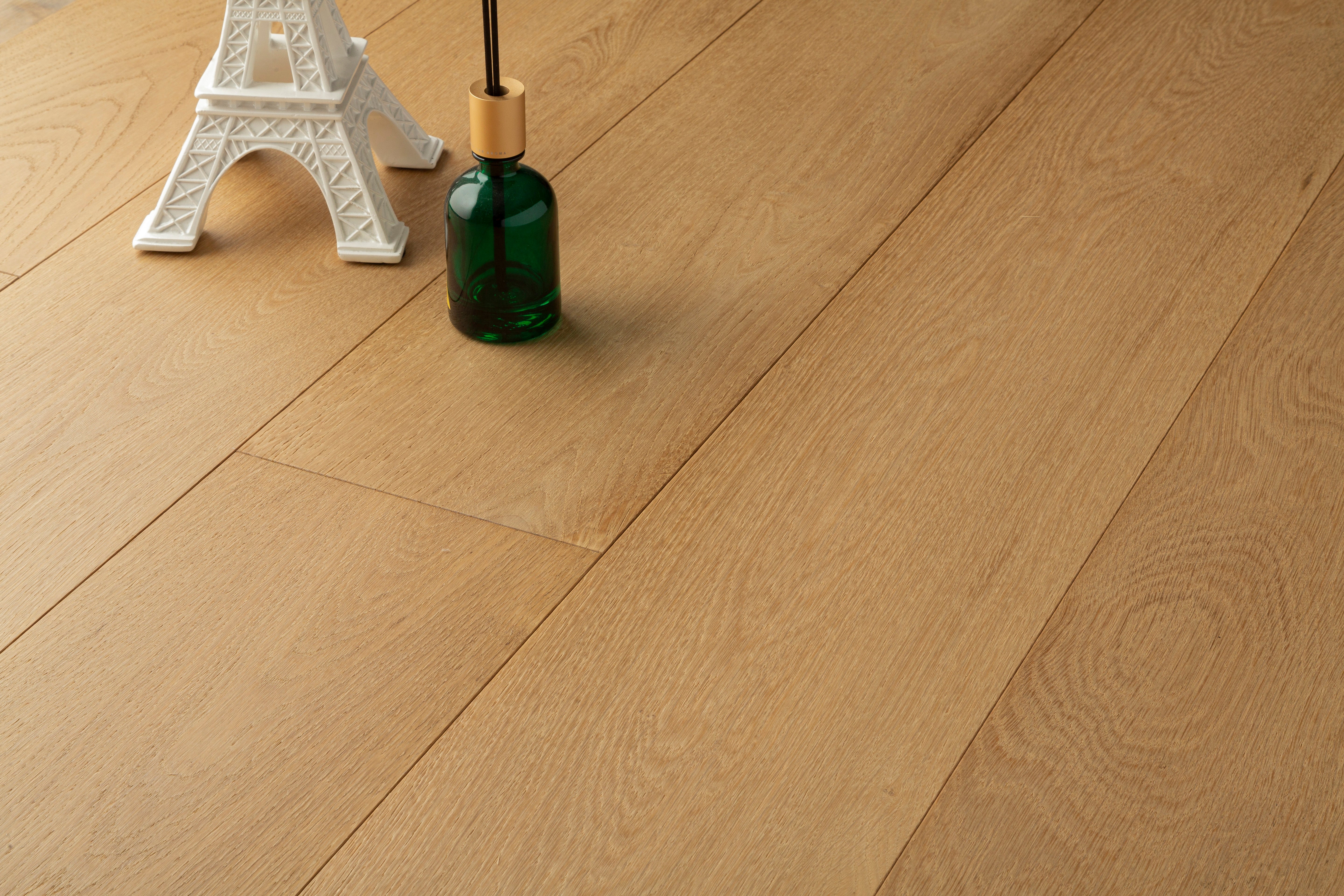 Grandeur Regal Euro Oak Siena 7 1/2" x 3/4" (18mm)